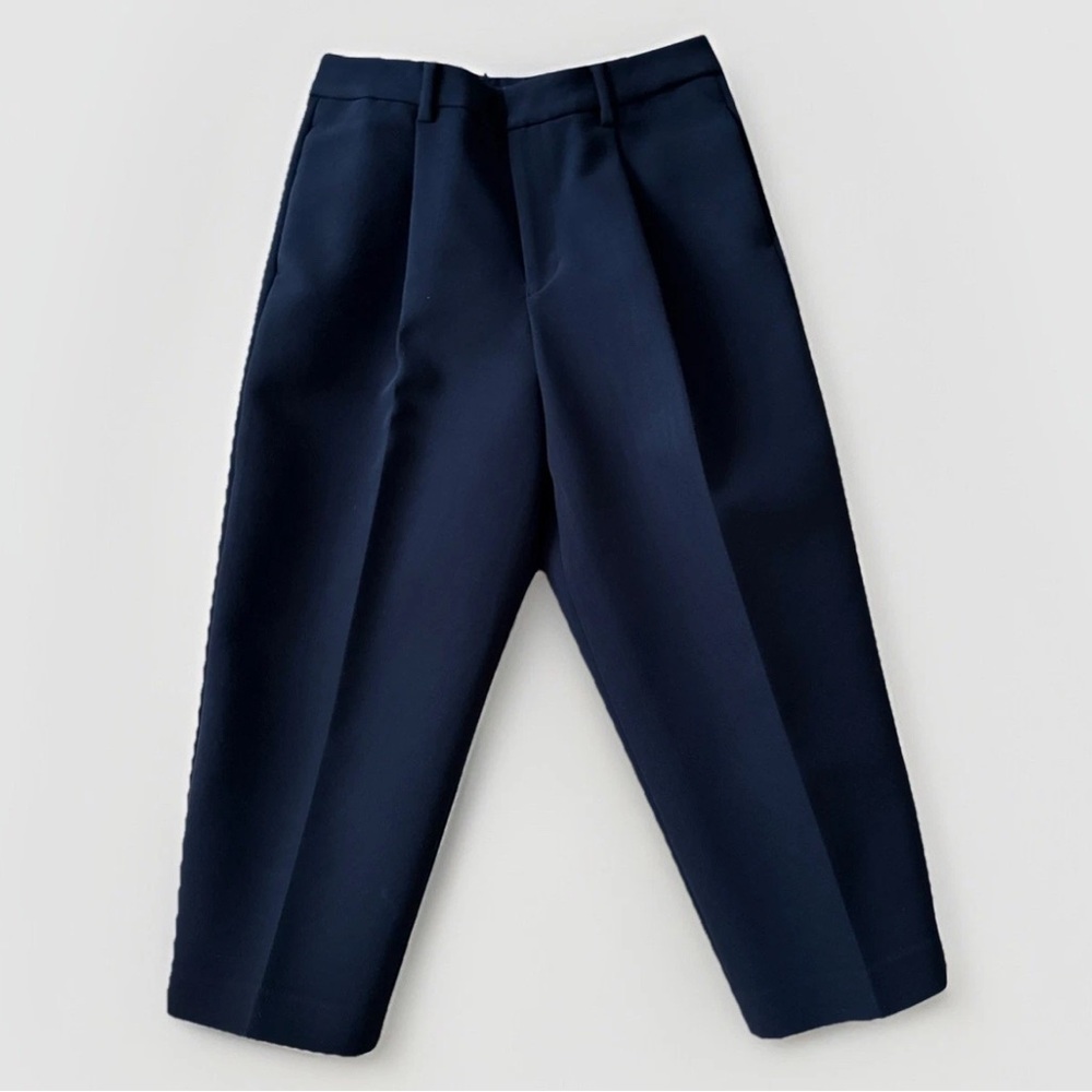 Japanese Women’s Show Sample Tapered Cropped Black Pants